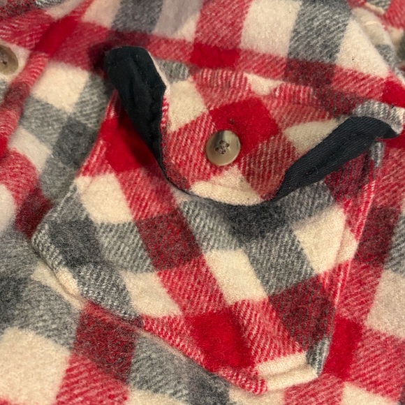 Vintage Woolrich Classic Red and Gray Checkered Shacket Shirt Jacket - Picture 4 of 7